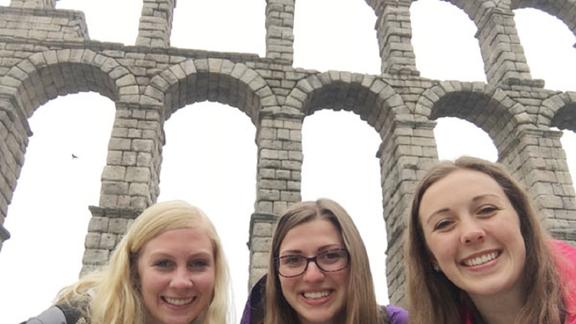Salamanca Students with Aqueducts